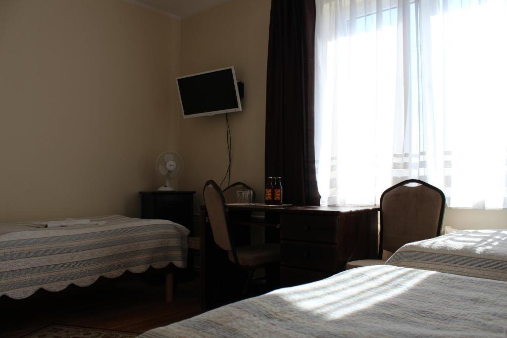 Hotel Huzar Гожов Велкополски Стая снимка